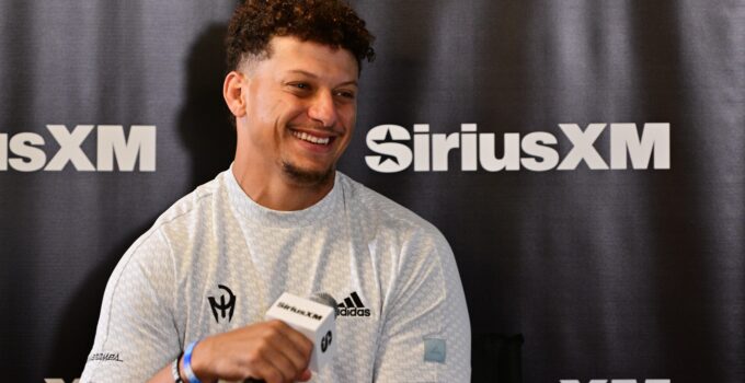 Patrick Mahomes : Taylor Swift montre un grand intérêt pour le football