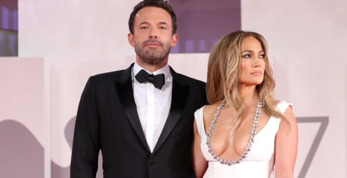 Jennifer Lopez semble briser le silence sur son divorce avec Ben Affleck