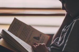 Lecture à vos enfants : ce que cela vous apprend sur vous-même